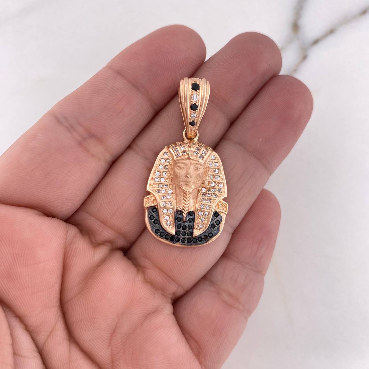 Pendant Pharaoh Tutankhamun Face 7.65gr / 3.9cm / White and Black Zircons 18K Rose Gold $