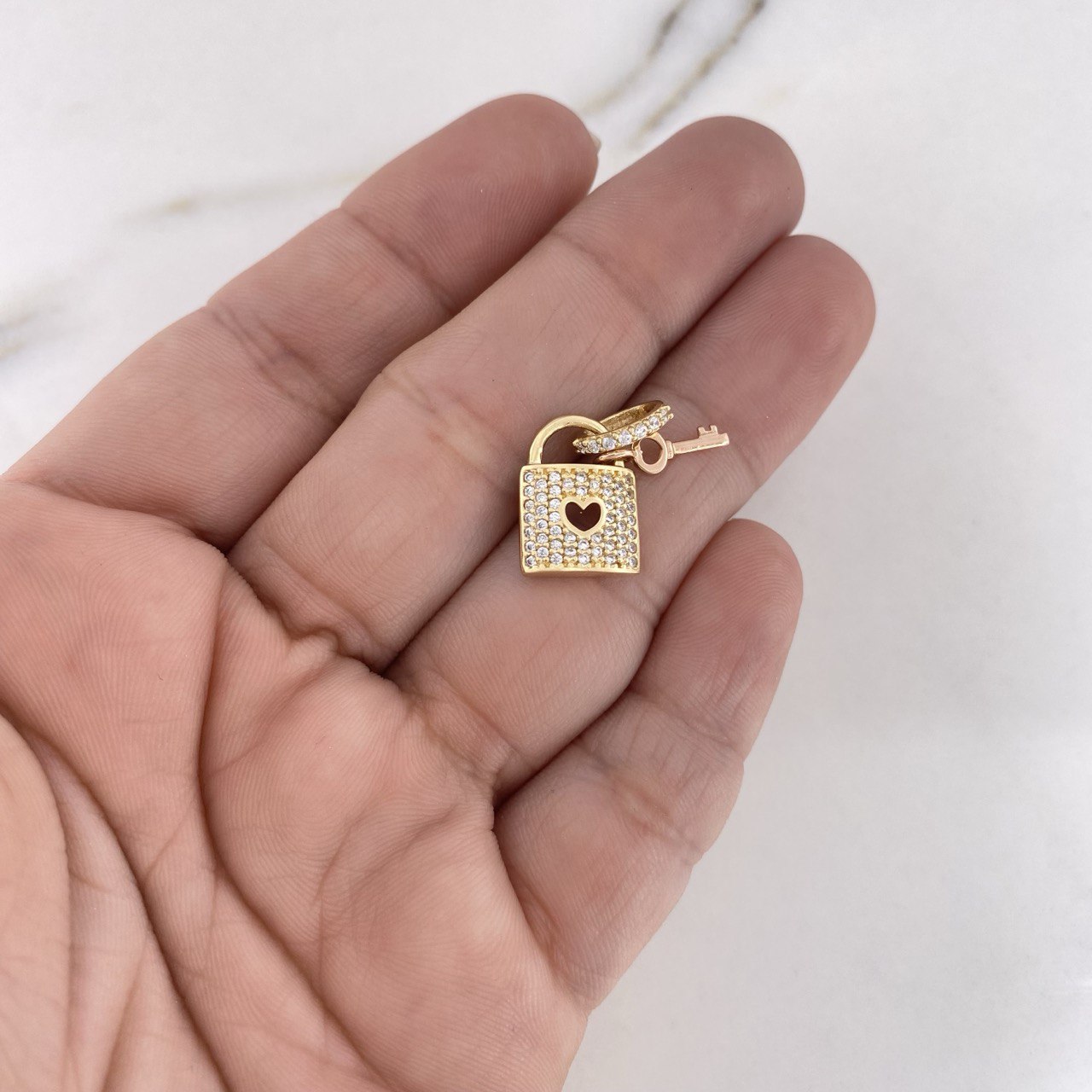 Pendant Lock 2.25gr / 2cm / White Zircons Two Yellow and Rose Gold 18K #
