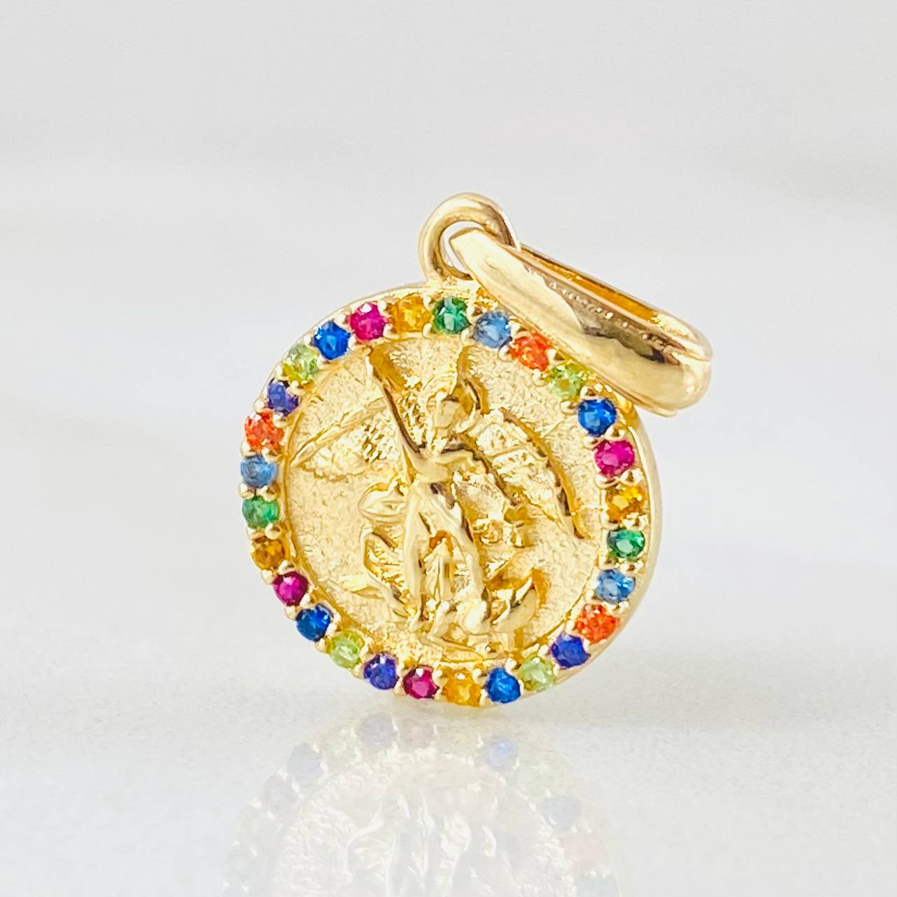 Pendant Circle Saint Michael Archangel 1.6gr / 3/4 in / 18K Gold