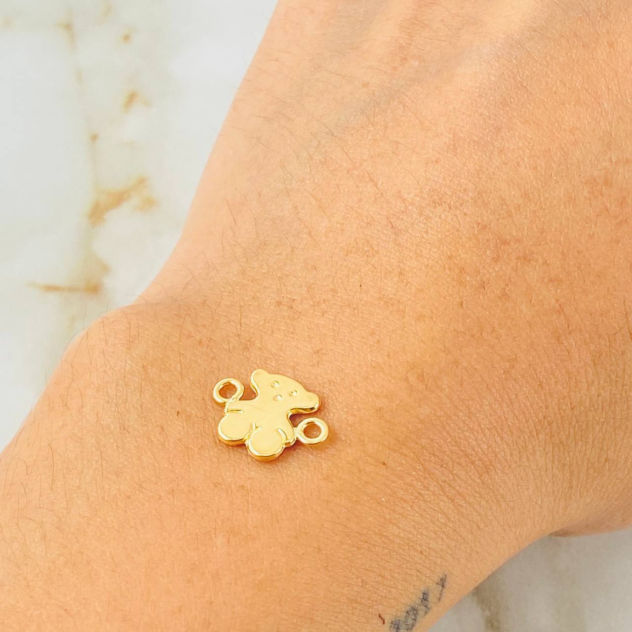 Charm Bear 0.5gr / 1/2 in / 18K Gold