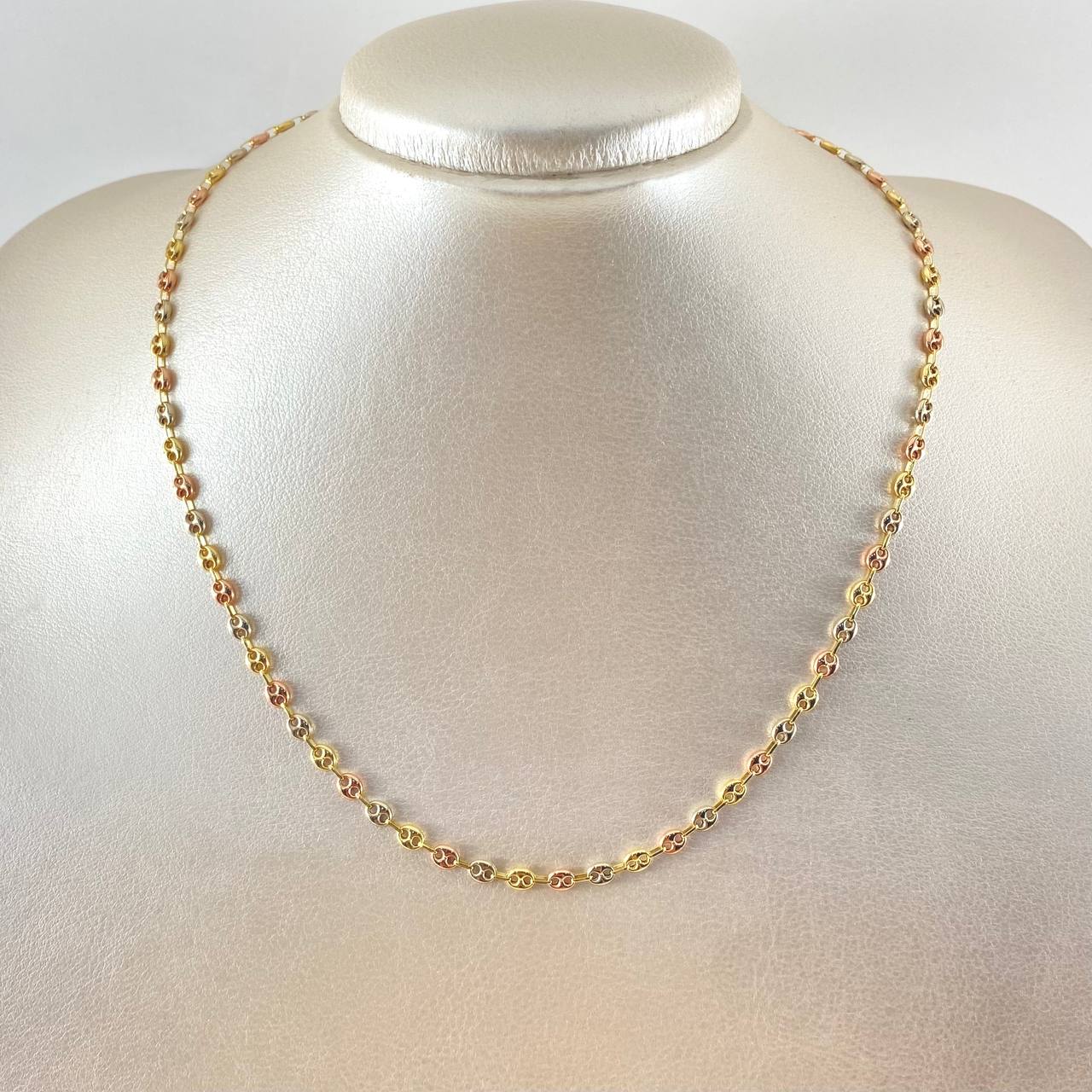 GC Chain 5.1gr / 17 3/4 in / Three 18K Golds ©