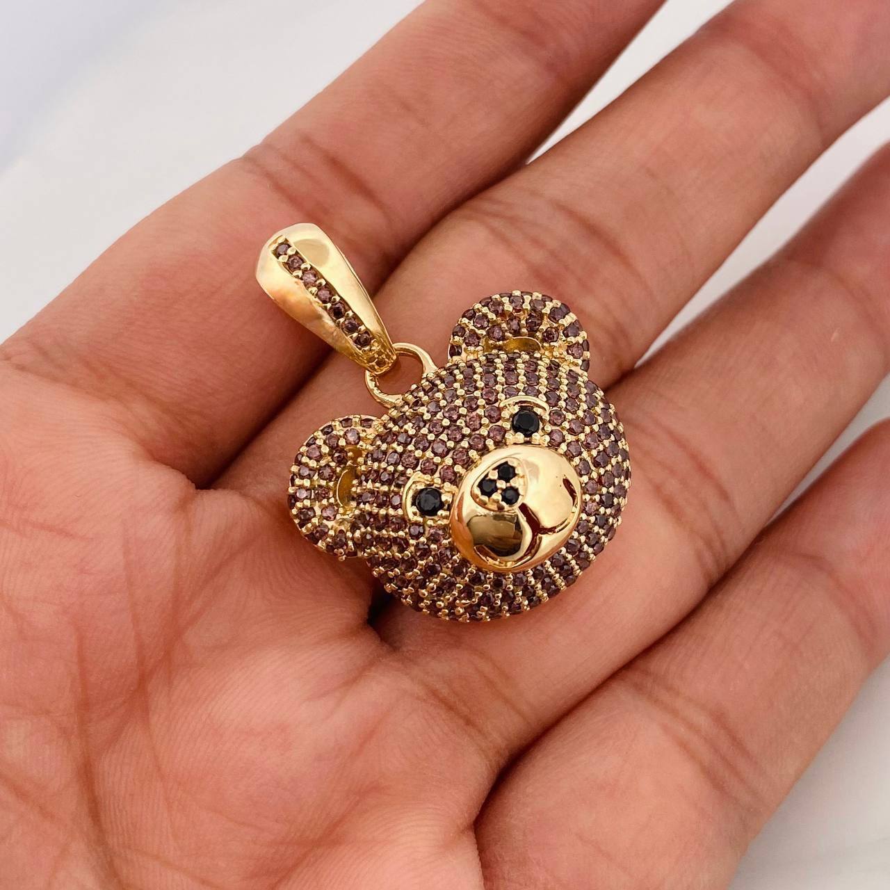 Dije Rostro Oso 10.65g / 1 1/4 in Oro Amarillo 18K
