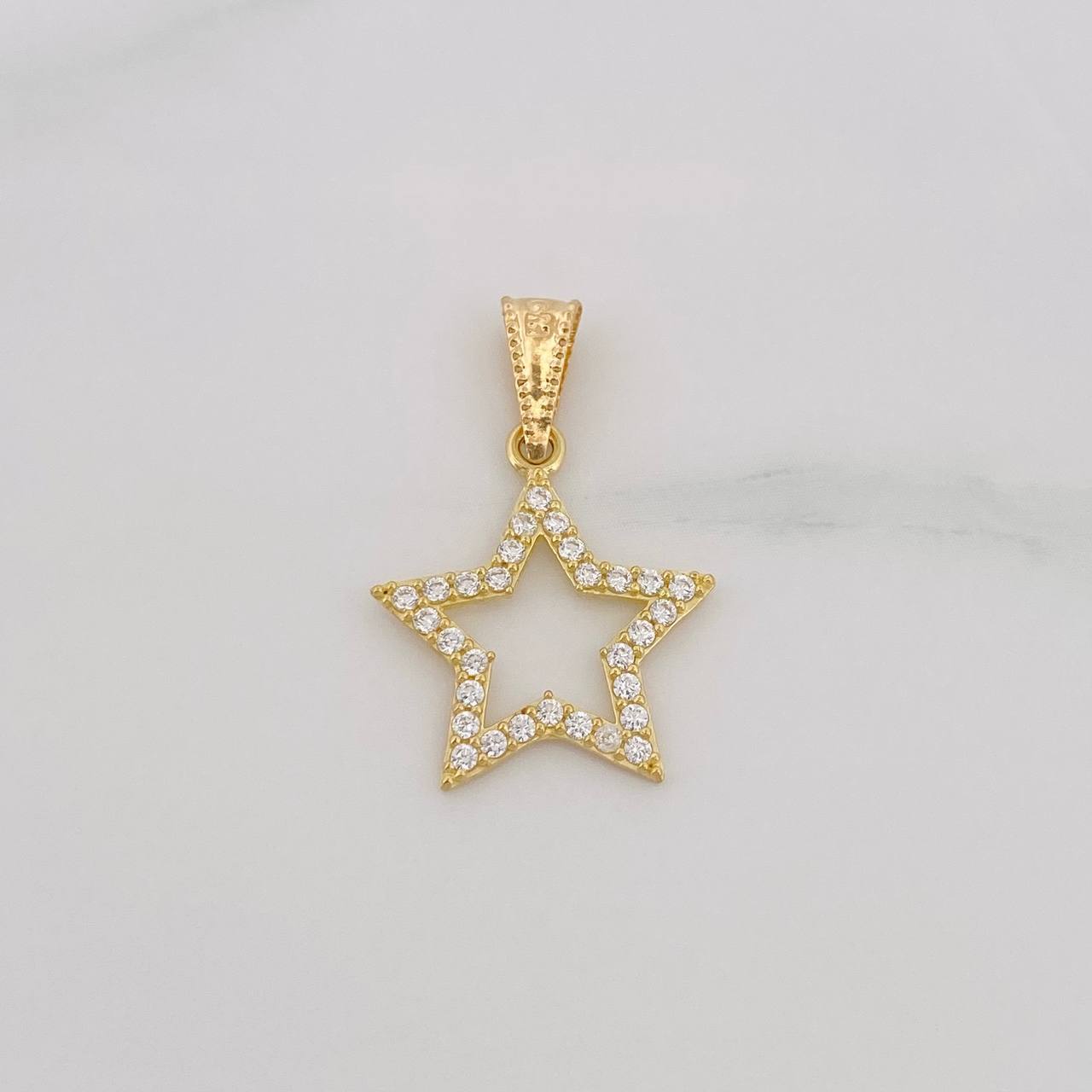 Dije Silueta Estrella 0.95g / 1 in Oro Amarillo 18K