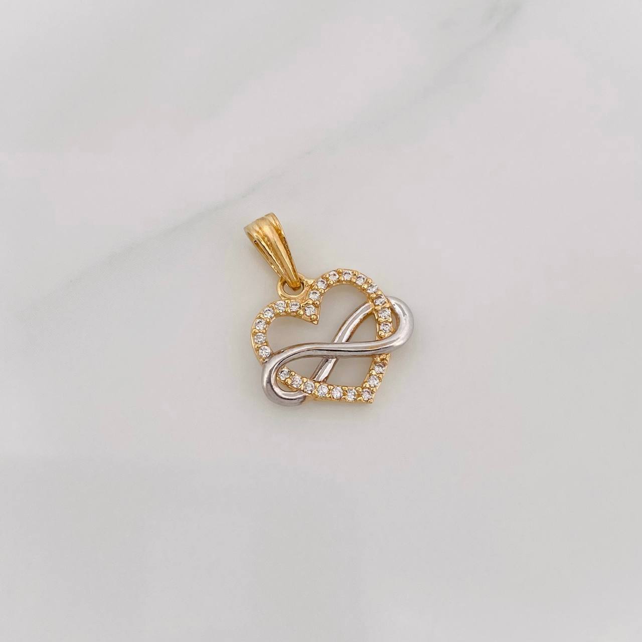 Infinite Heart Pendant 1.35g / 3/4 in Two-Tone Yellow White Gold 18K