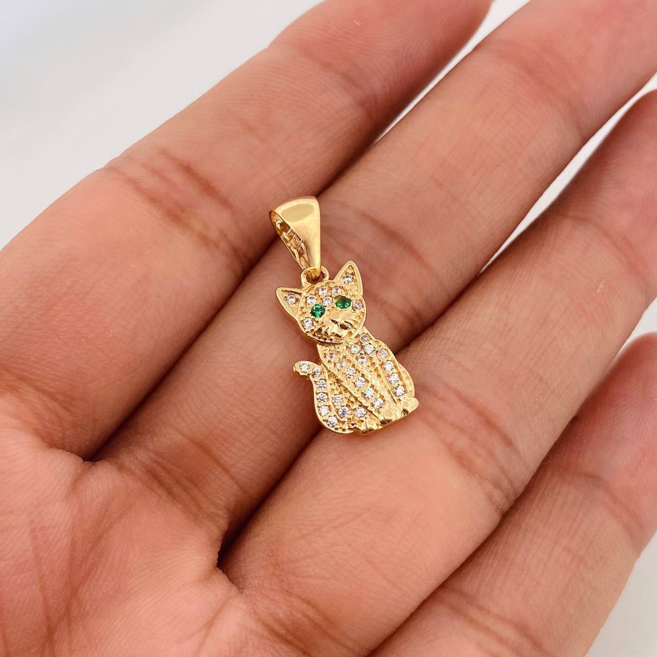Dije Gato 1.85g / 1 in Oro Amarillo 18K