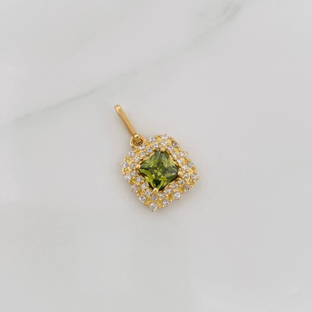 Dije Halo Cuadrado 2g / 3/4 in Oro Amarillo 18K