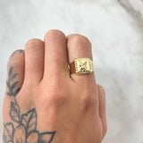 Anillo Sello Aguila 1.75gr / T7 / Oro 18K -