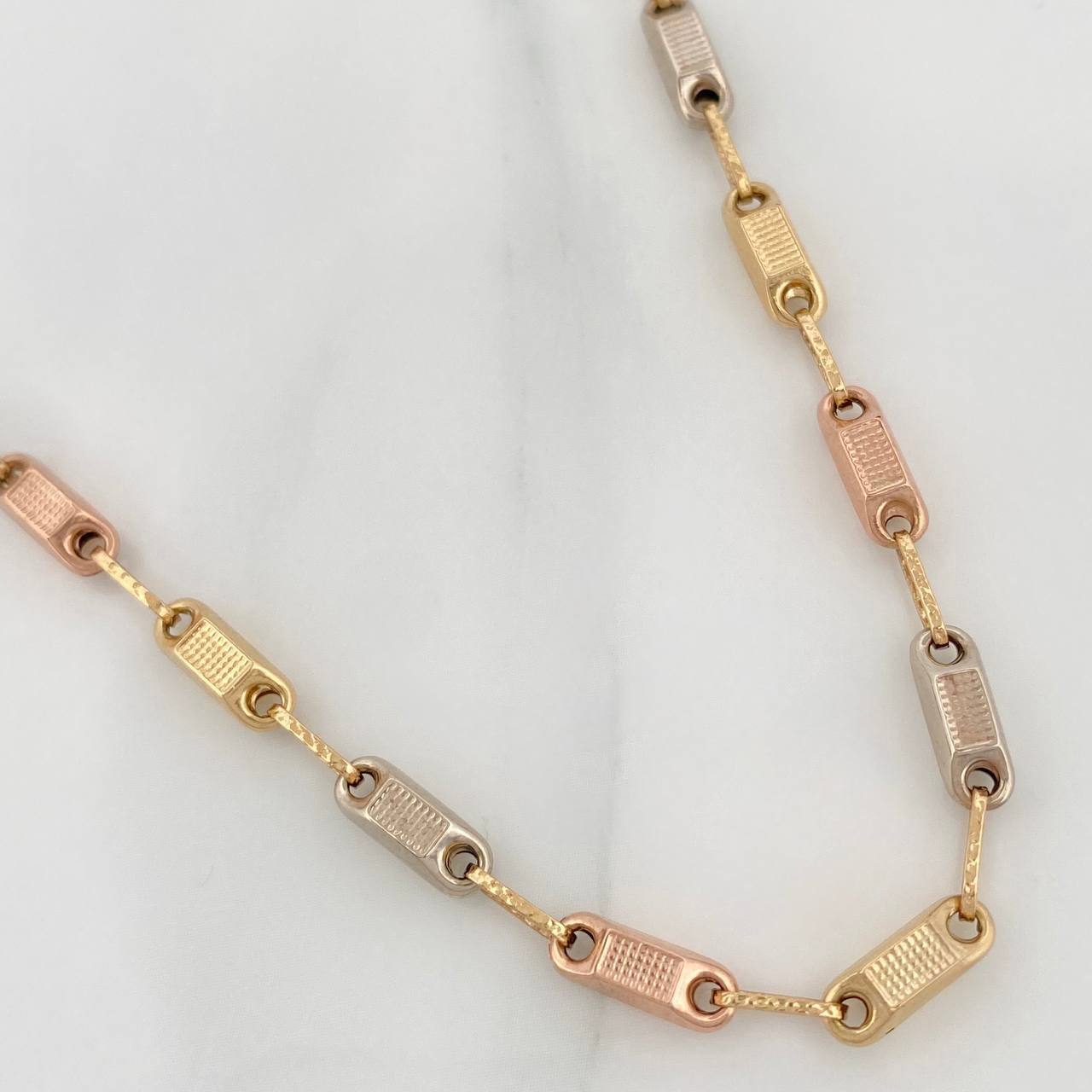 Cadena Rustica 11.6 g / 23 3/4 in / 3.6 mm Tres Oros 18K