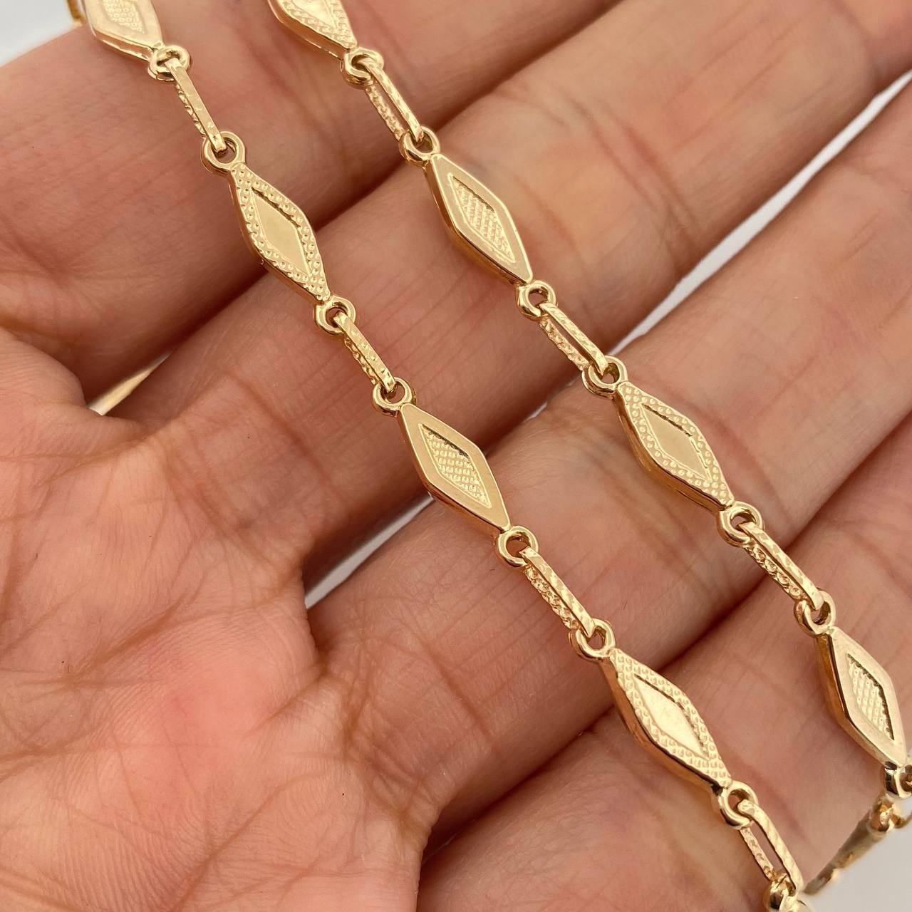 Cadena Rustica Rombos 8.5 g / 18 1/2 in / 4.1 mm Oro Amarillo 18K