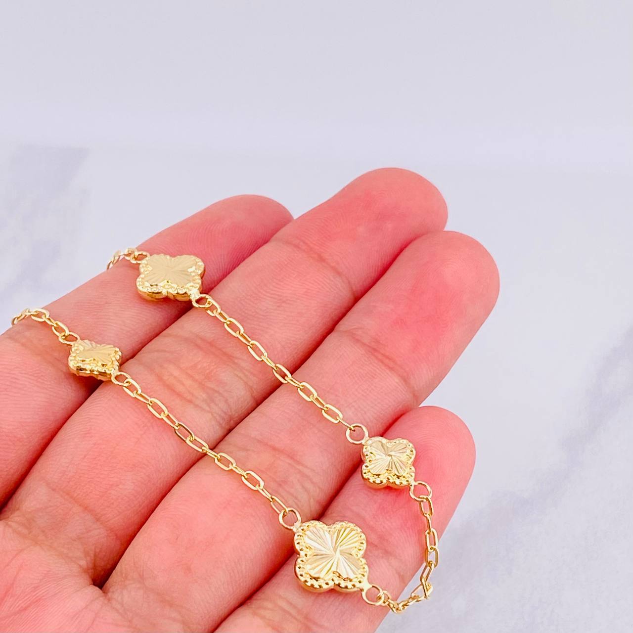 Classic Link Bracelet Clover Diamond Cut 2.4g / 7 1/4 in / 1.65mm 18K Yellow Gold