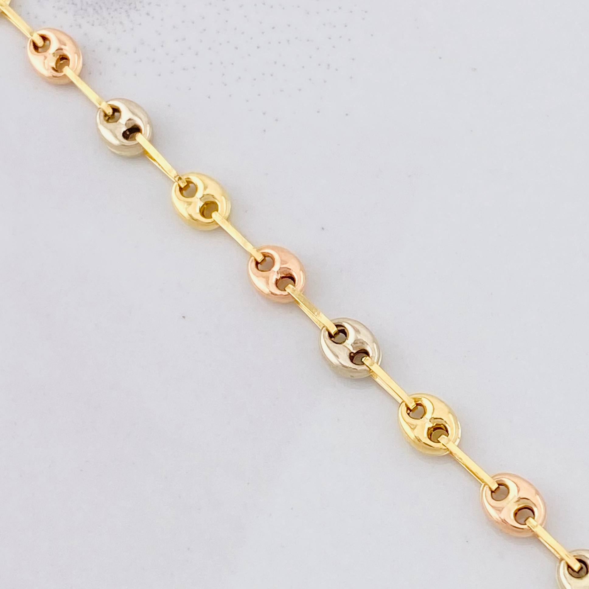 Bracelet GC 2.75g / 8 in / 4.15mm Three Golds 18K