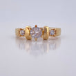 Solitaire Ring 3.1gr / Size 7 1/4 / 18K Gold &