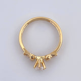 Solitaire Ring 3.1gr / Size 7 1/4 / 18K Gold &