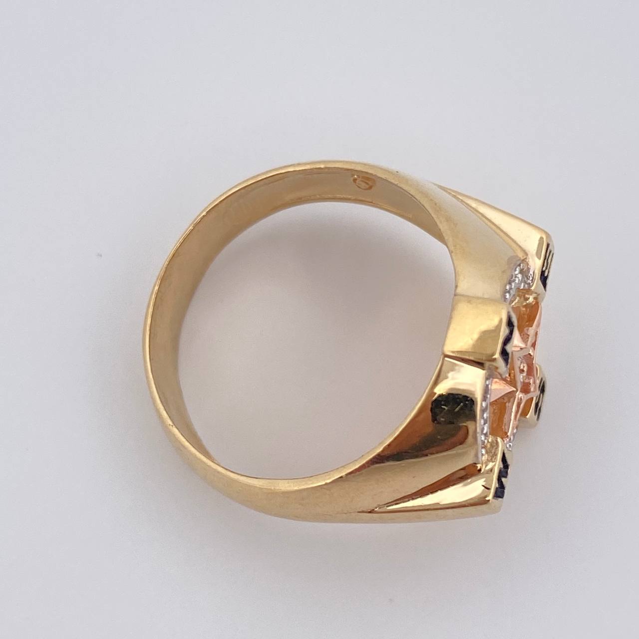 Cardinal Star Ring 8.5gr / Size 11 / 18K Gold &