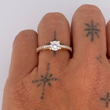 Solitaire Ring Churumbela 2.55gr / Size 7 / 18K Gold &