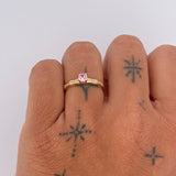 Solitaire Ring Churumbela 1.9gr / Size 6 3/4 / 18K Gold &