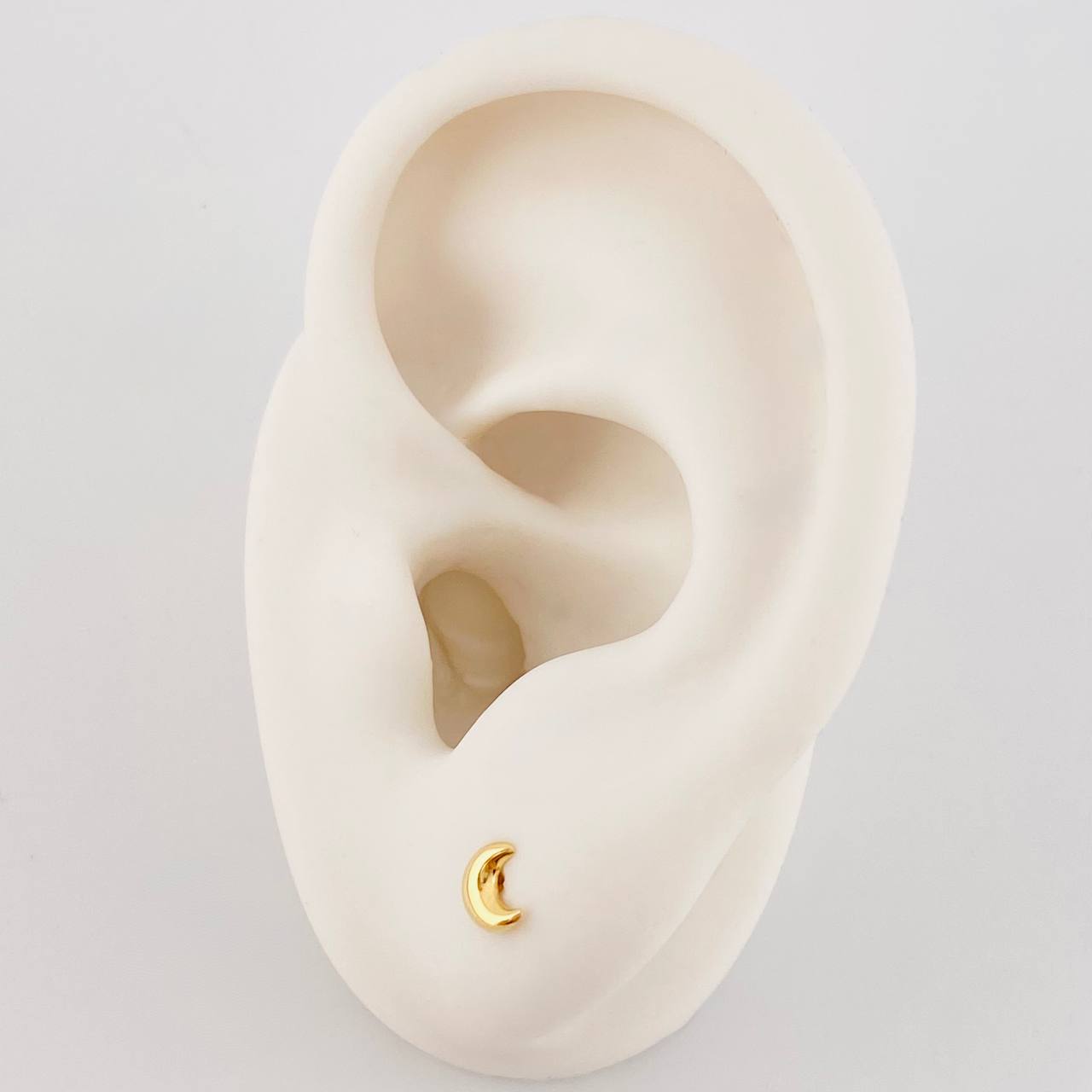 Stud Earrings Half Moon 0.4 g / in / 4.9 mm Yellow Gold 18K