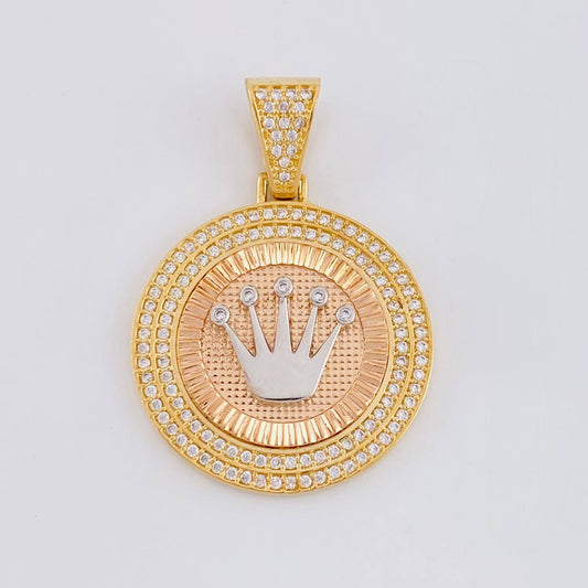 Dije Corona Sello 6.85 g / 1 1/2 in Tres Oros 18K
