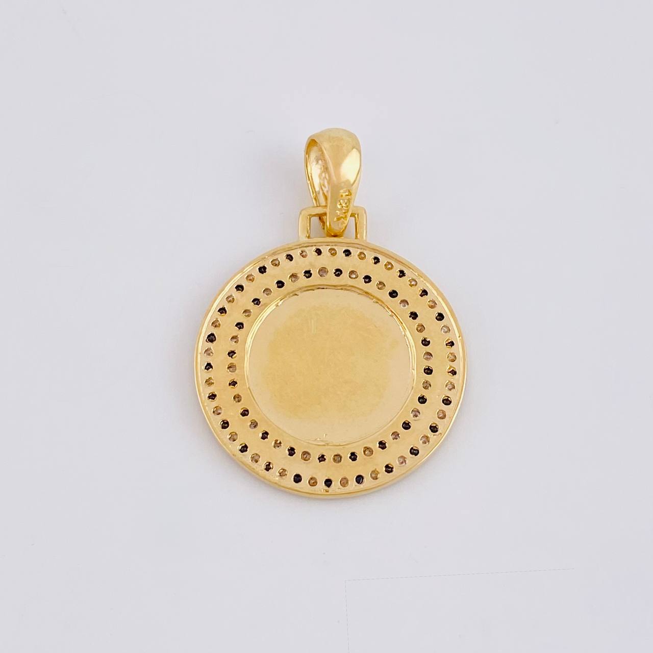 Dije Corona Brillo Único 3.95 g / 1 1/4 in Oro Amarillo 18K