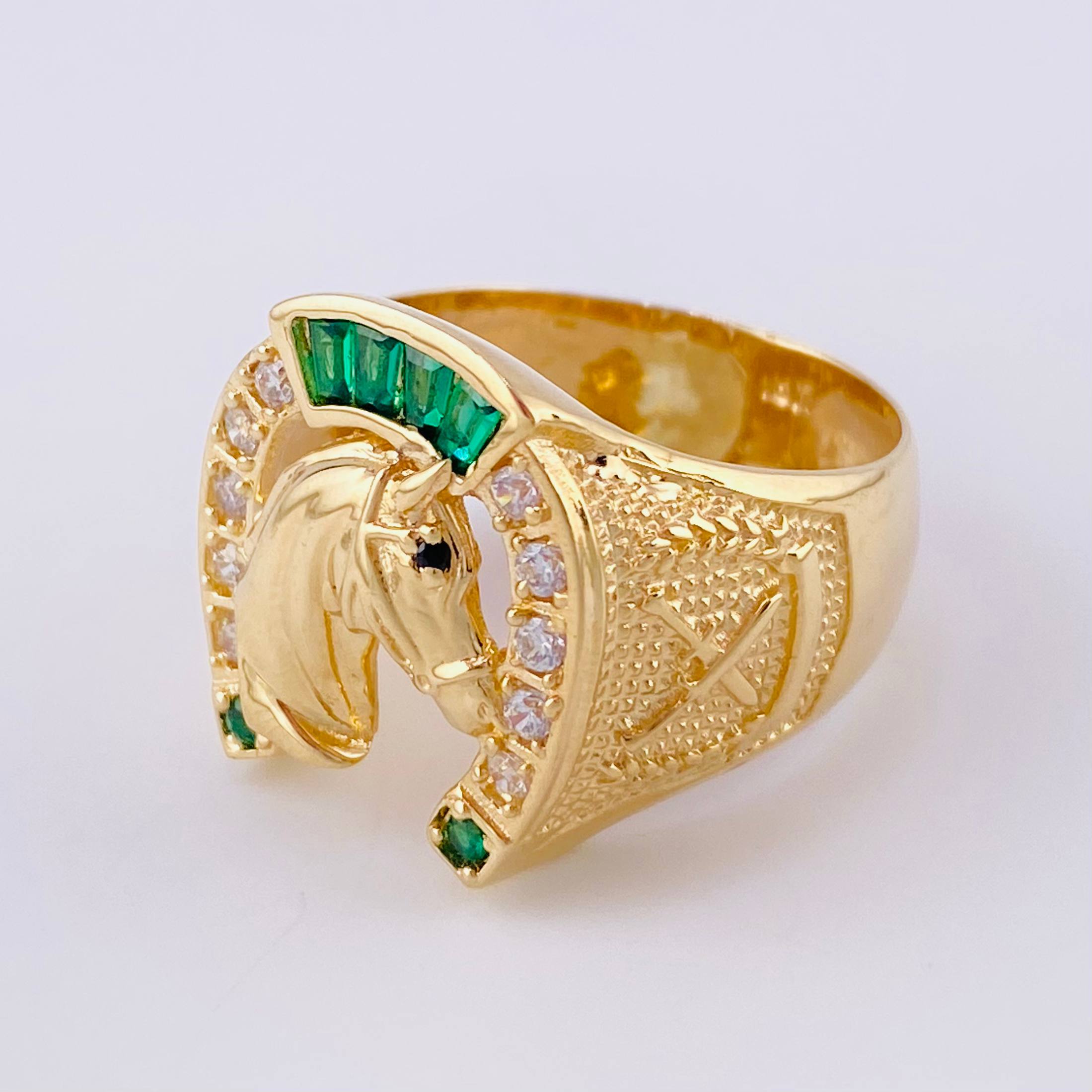 Horse Shoe Ring 7.35 g / Size 9 3/4 Yellow Gold 18K