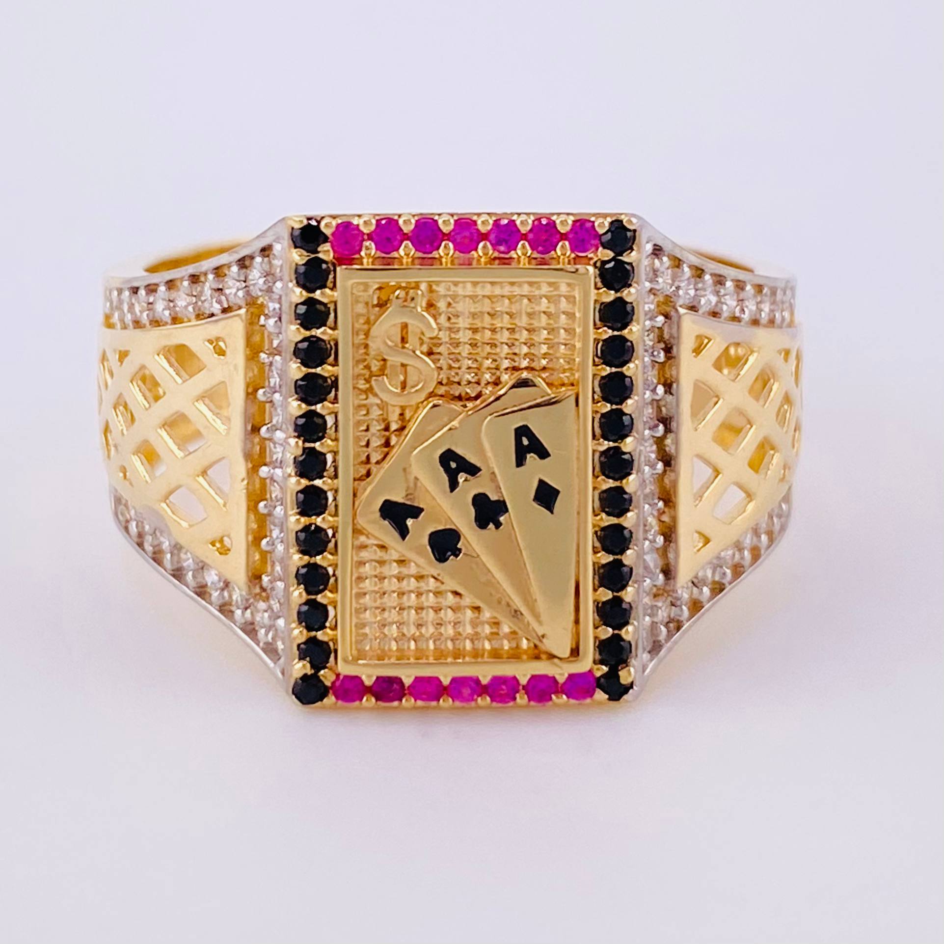 Poker Filigree Ring 7.2 g / Size 10 1/4 Yellow Gold 18K