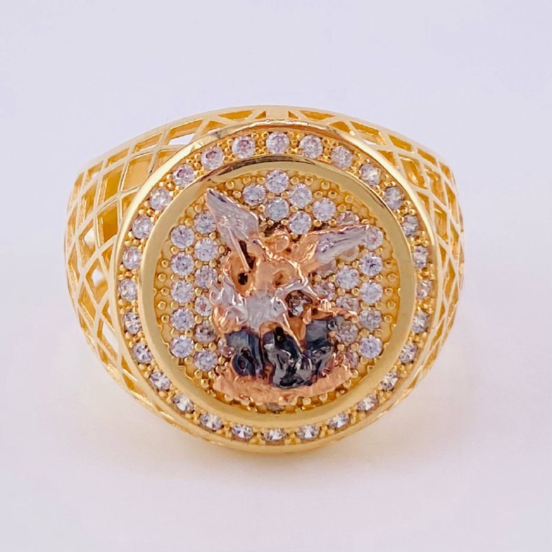 San Miguel Mesh Ring 8.1 g / Size 9 3/4 Three Golds 18K