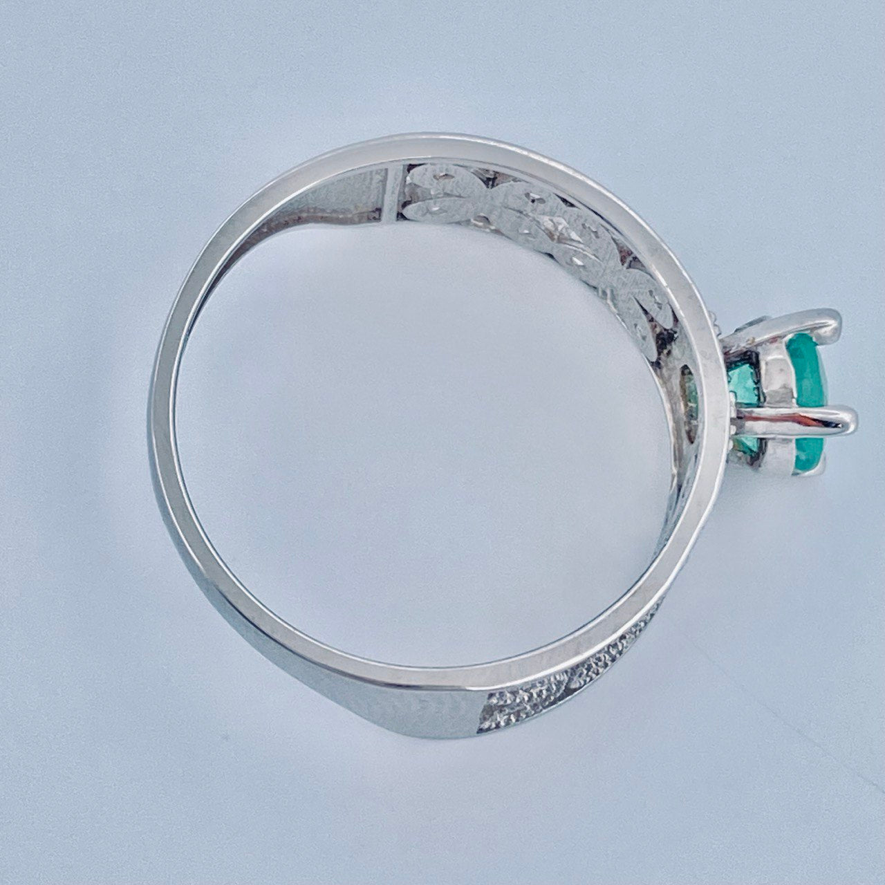 Green Lace Ring 2.75gr / Size 8 1/4 / 950 Sterling Silver+
