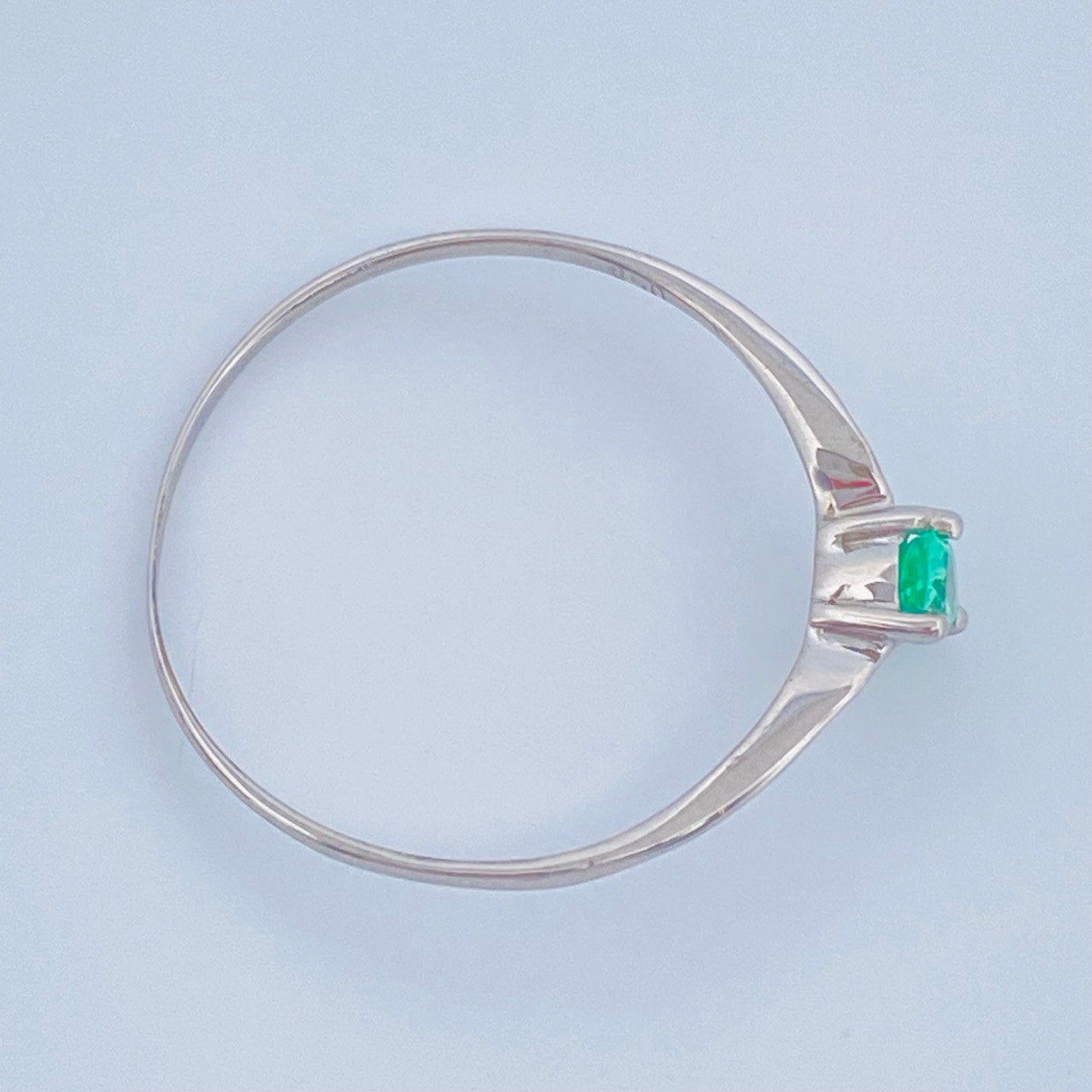Anillo de Plata Gota  0.6gr / T7 1/2 / Plata Ley 950 +