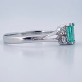 Rectangle Ring 1.1gr / Size 6 3/4 / 950 Sterling Silver +