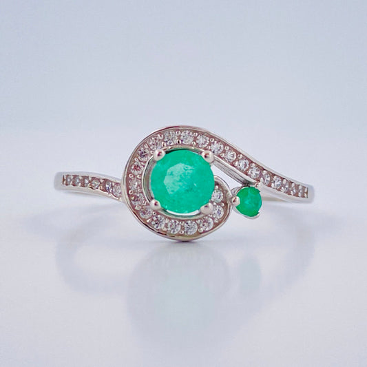 Anillo Gota de Luz 1.45gr / T8 3/4 / Plata Ley 950 +