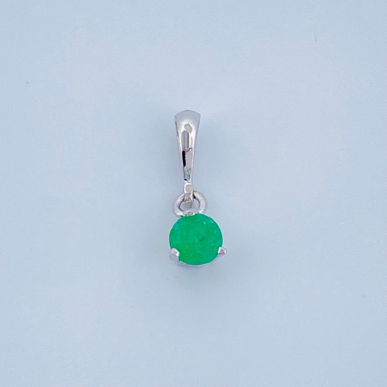 Pendant Essence 0.3gr / 1/2 in / Sterling Silver 950%