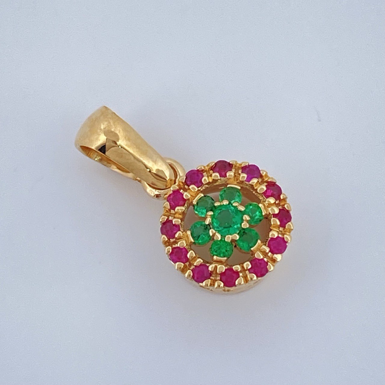 Dije Jardin Real 1.2gr / 1/2 in / Oro Amarillo 18K +