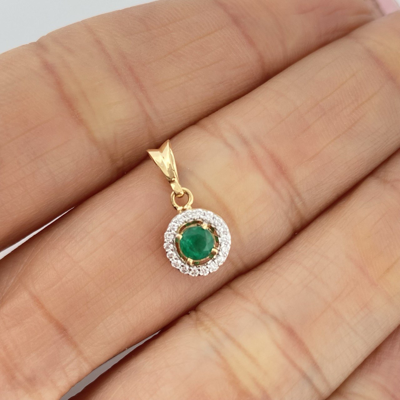 Pendant Jewel Saphira 0.75gr / 0.5in / 18K Gold +