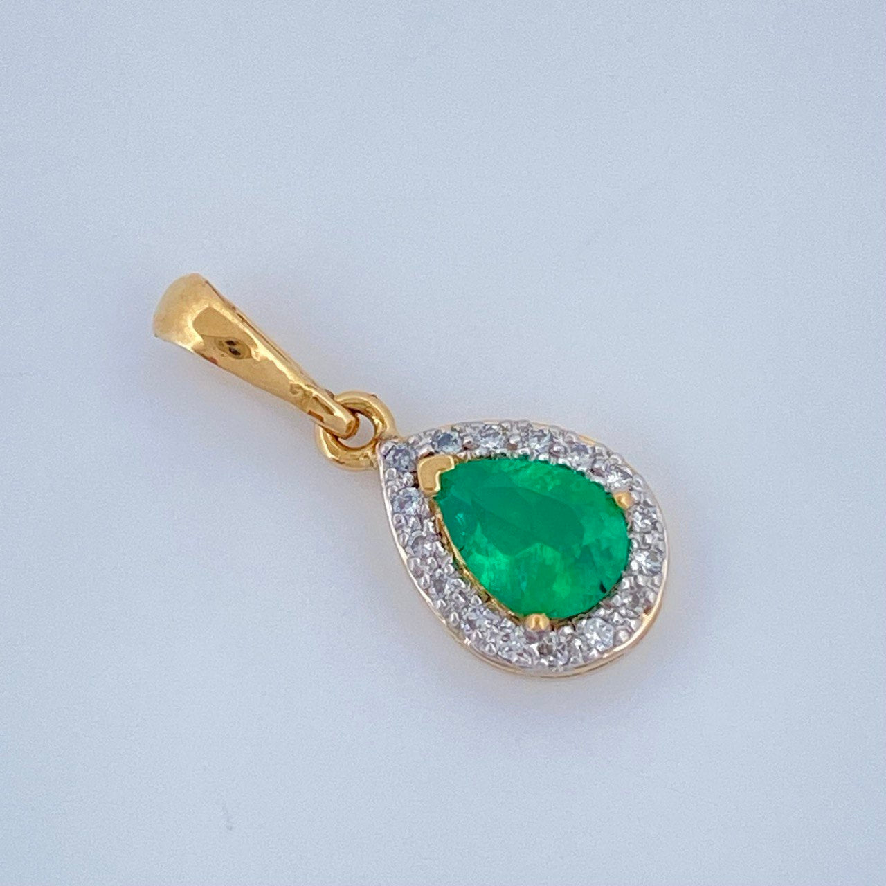 Pendant Jewel Teardrop 1gr / 3/4 in / 18K Gold +