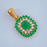 Pendant Modern Charm Jewelry 1.5gr / 3/4 in / 18K Gold +