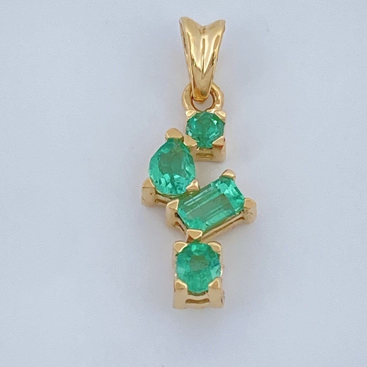 Pendant Jewel Green Constellation 0.95gr / 3/4 in / 18K Gold +