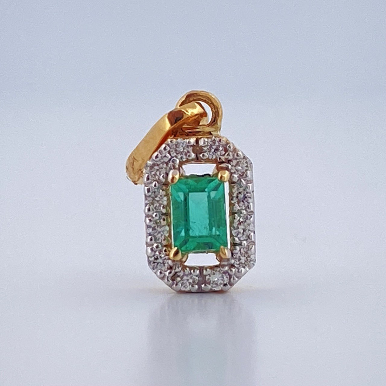 Pendant Jewelry Rectangle 0.75gr / 0.5in / 18K Gold +