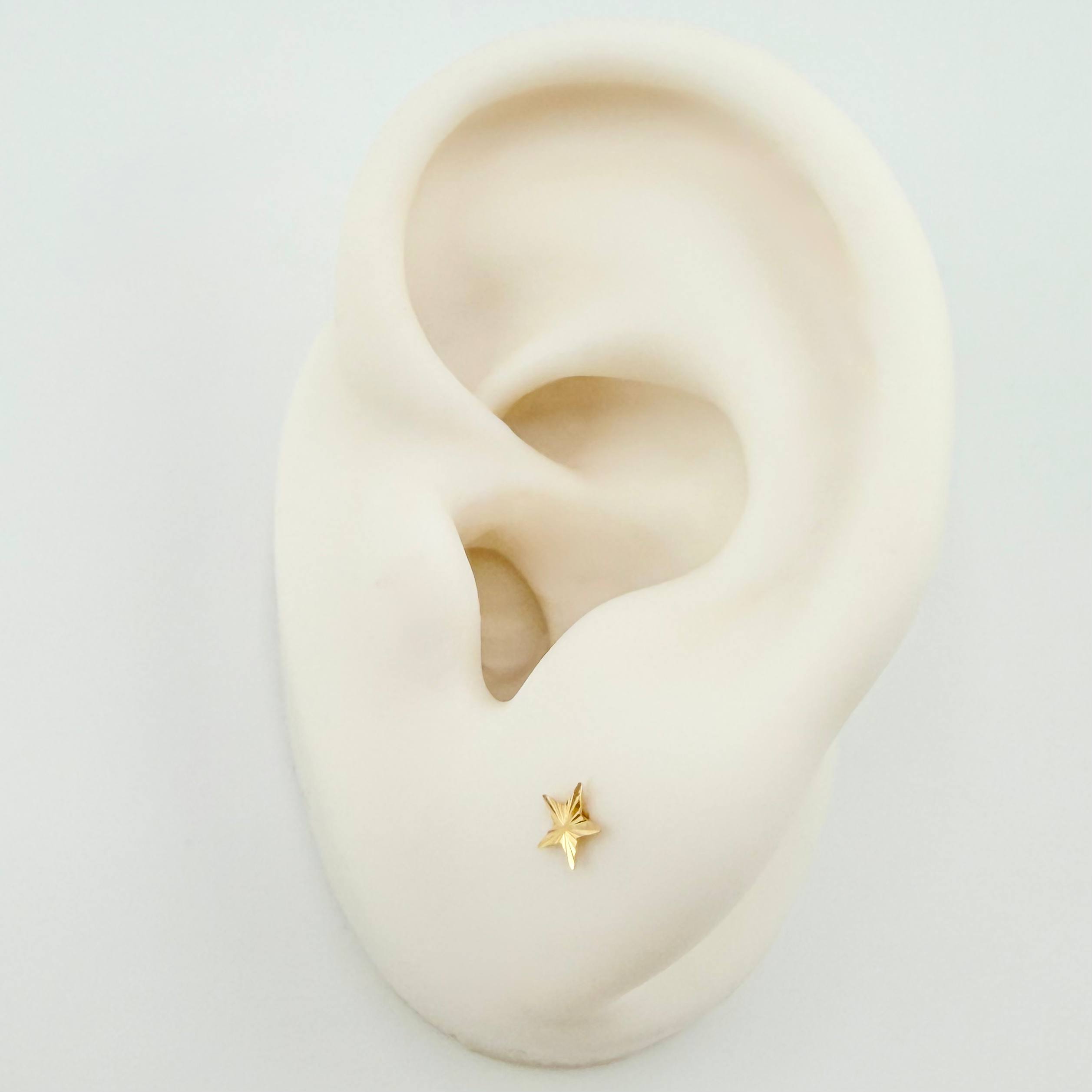 Topos Estrella 0.4gr / 4mm Oro Amarillo 18K *