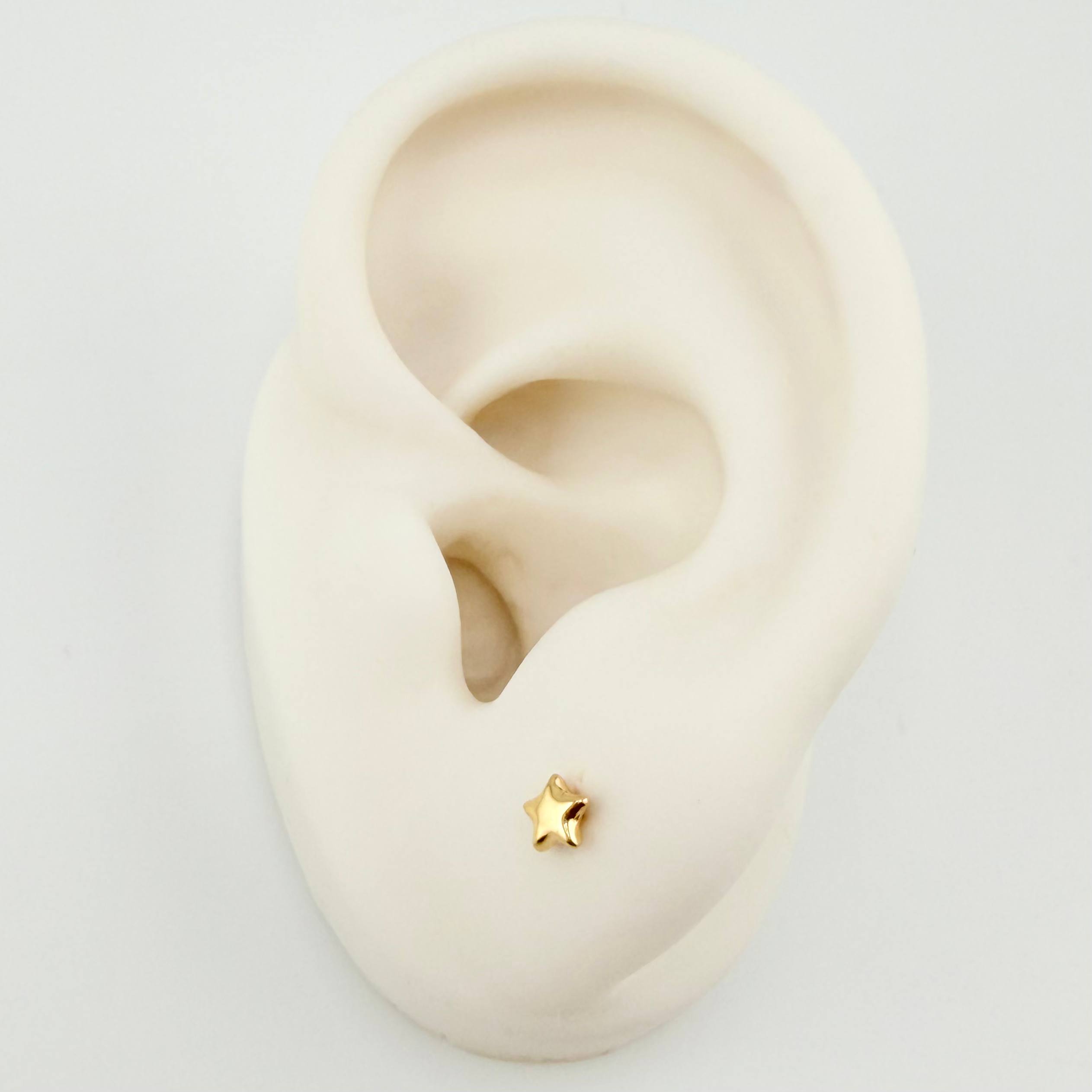 Stud Earrings Stars 0.45g / in / 5.25mm Yellow Gold 18K