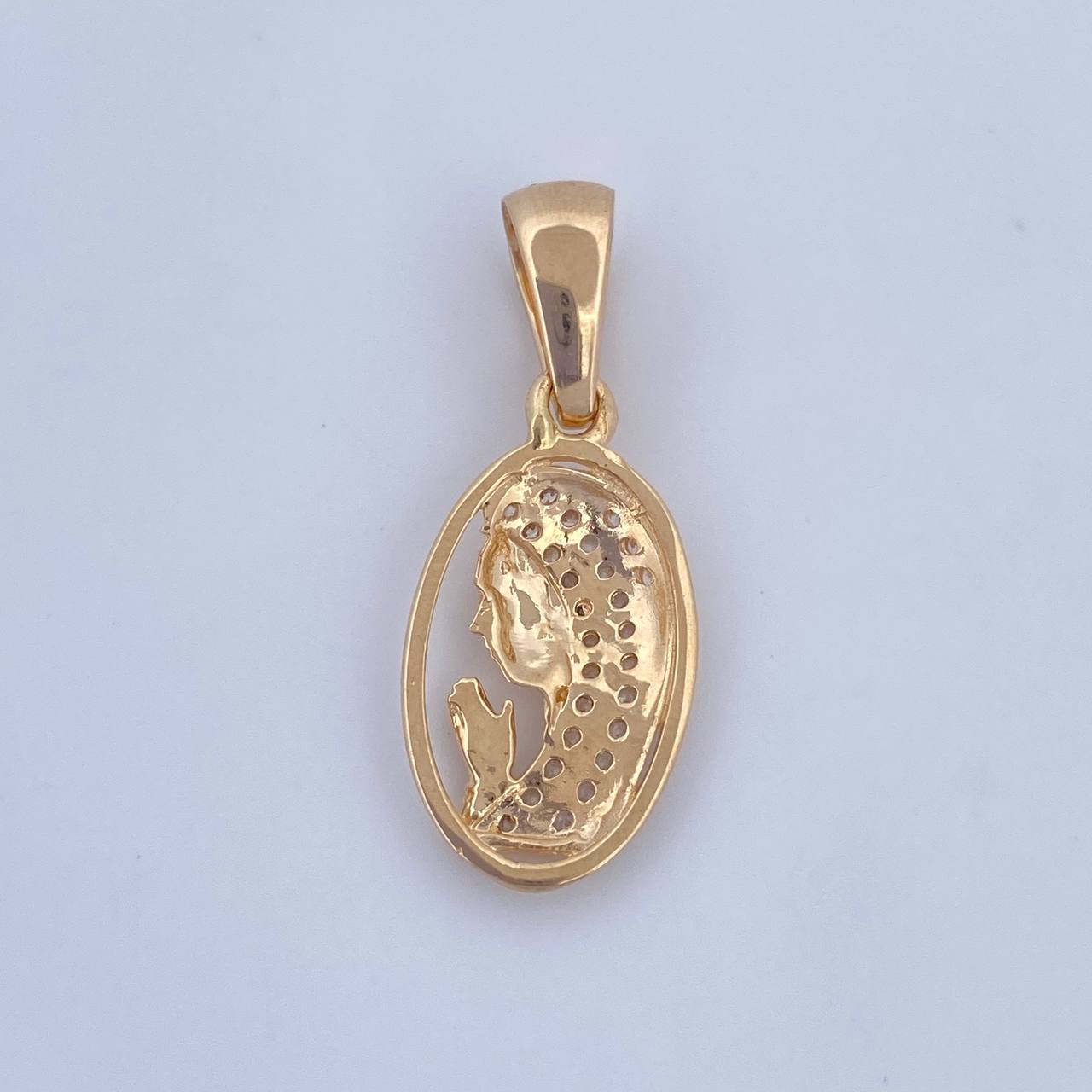 Pendant Virgin Mary 1.1gr / 0.9in / 18K Gold &