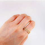 Anillo Olas Curvas 3.6 g / T9 1/2 Oro Amarillo 18K