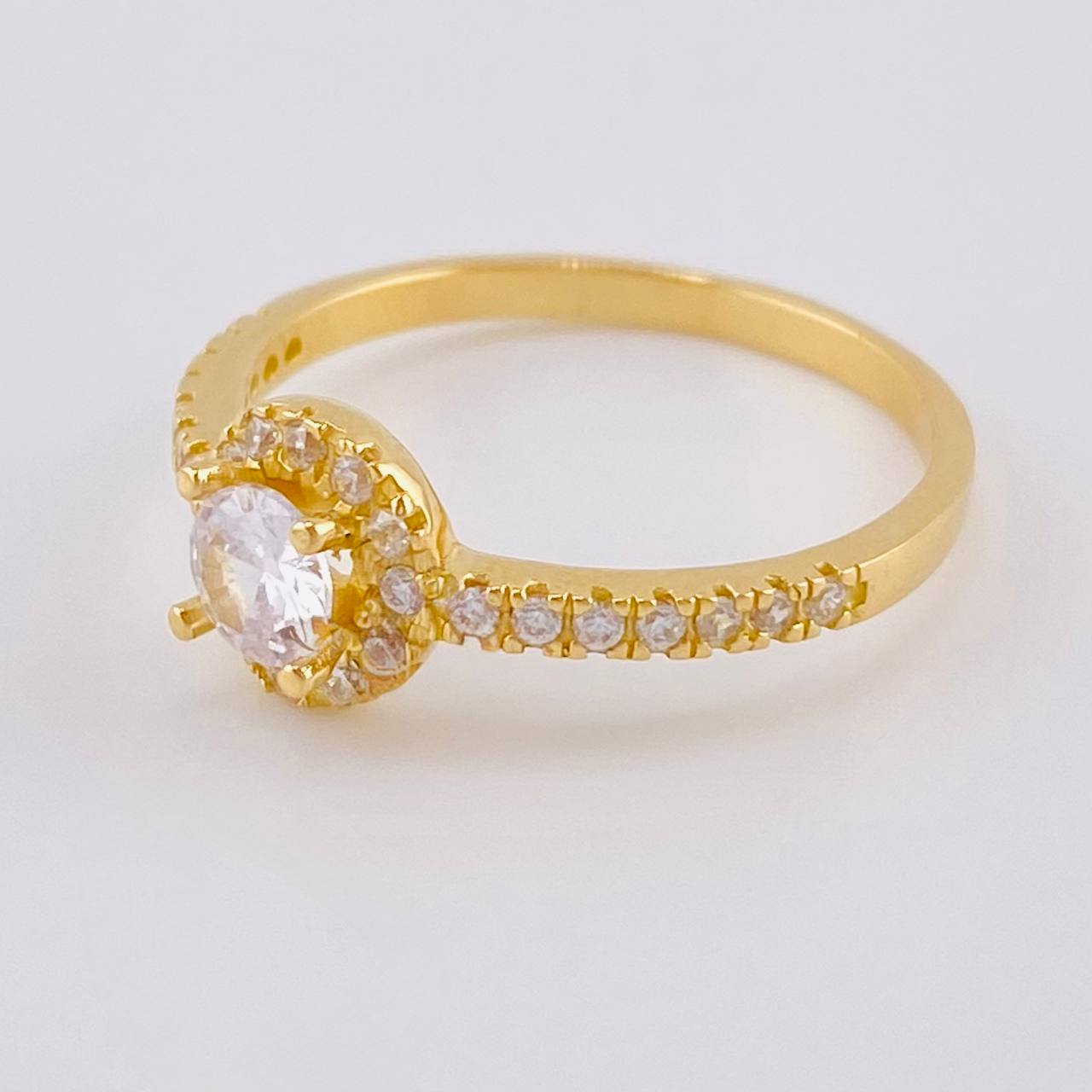 Solitaire Ring Four Prongs 2.55 g / T7 18K Yellow Gold