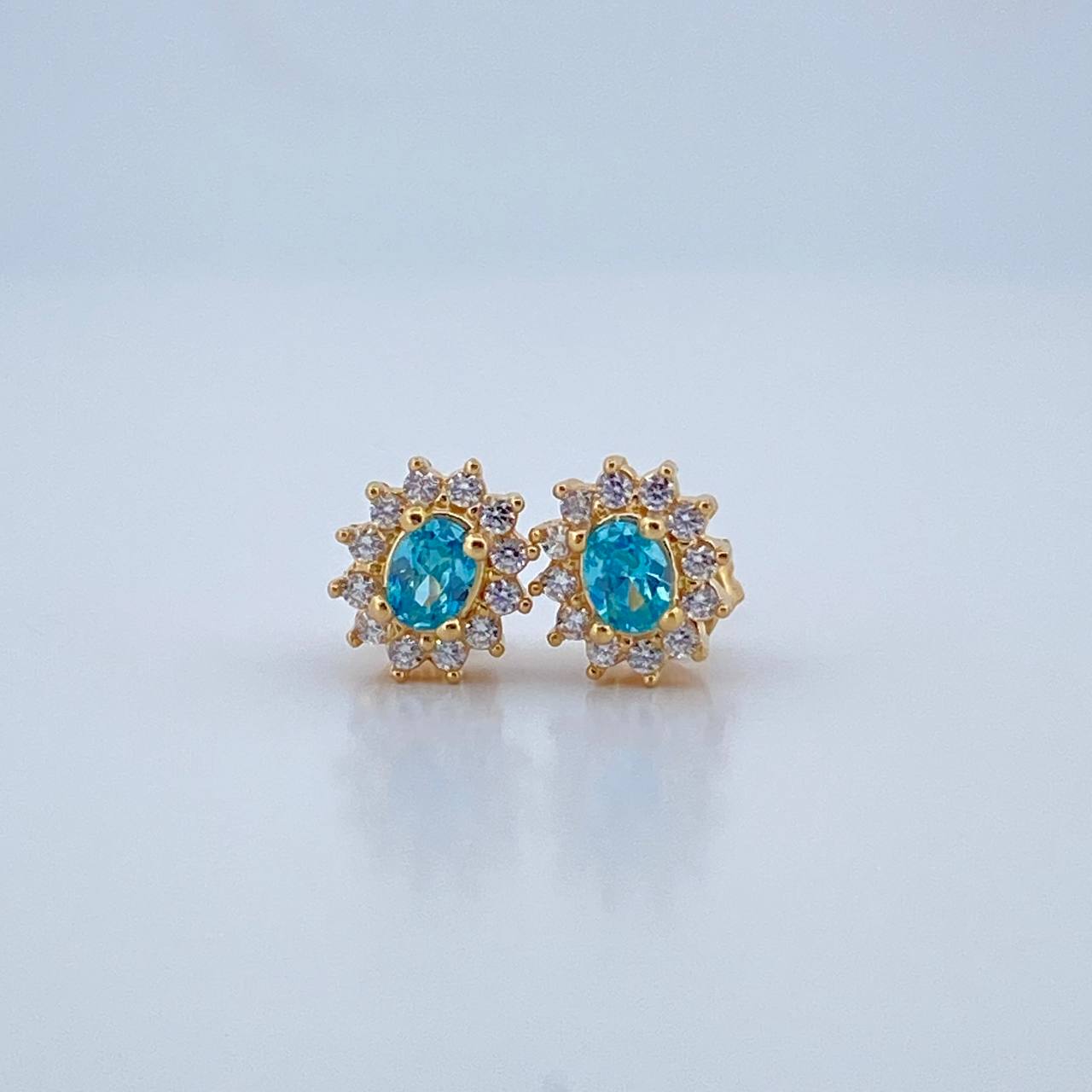 Stud Earrings Halo Circle 2.2gr / 0.9in / 18K Gold +0$