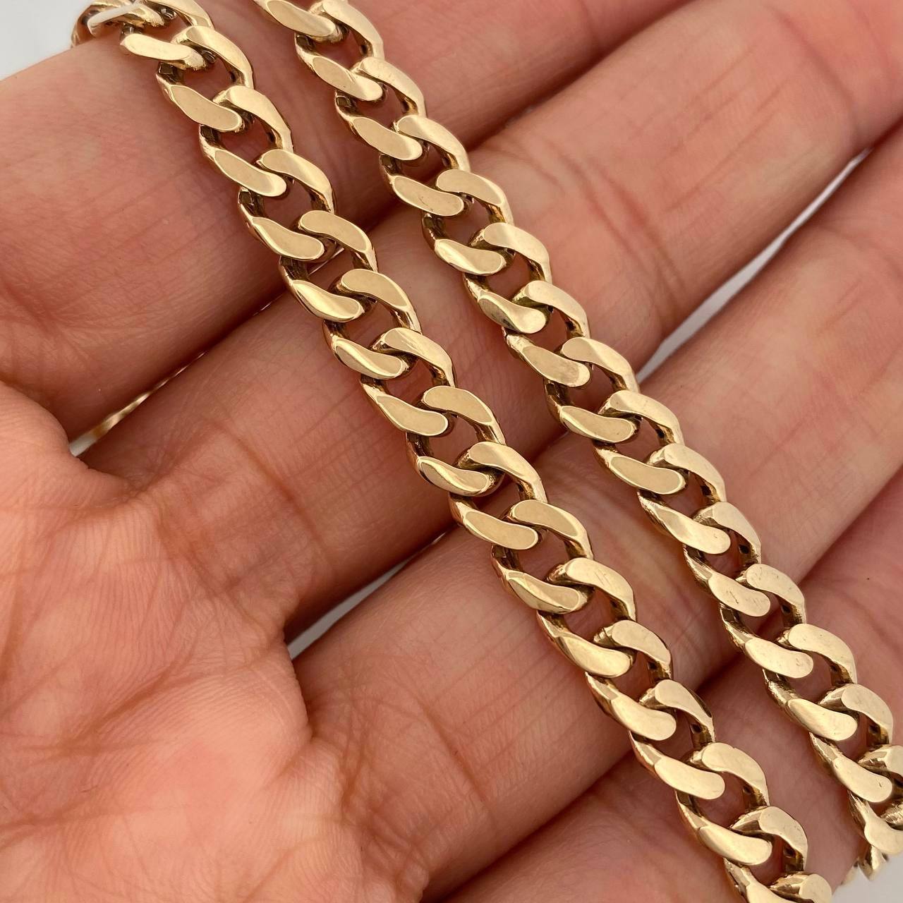 Cadena 24.35 g / 23 3/4 in / 5.8 mm Oro Amarillo 18K