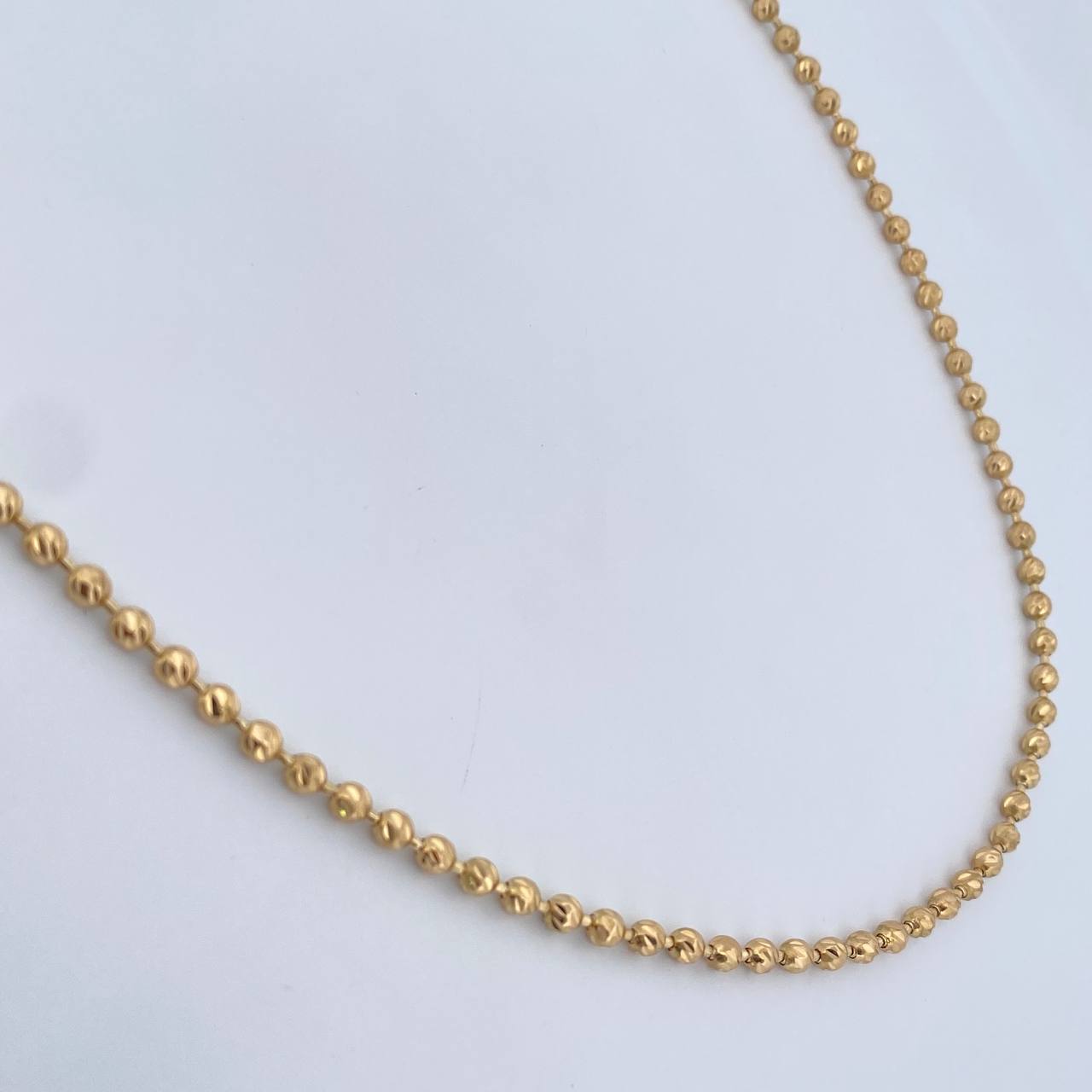 Cadena Militar 15.65gr / 61.3cm / 3mm Bola Diamantada Oro Amarillo 18K $