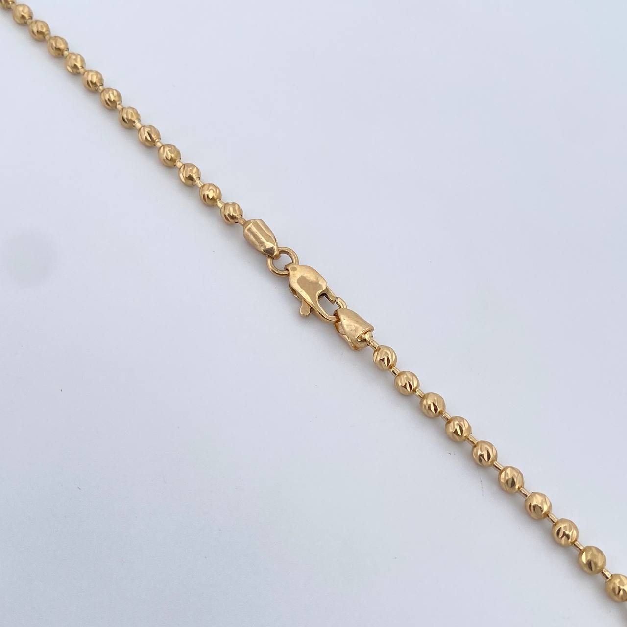 Cadena Militar 15.65gr / 61.3cm / 3mm Bola Diamantada Oro Amarillo 18K $
