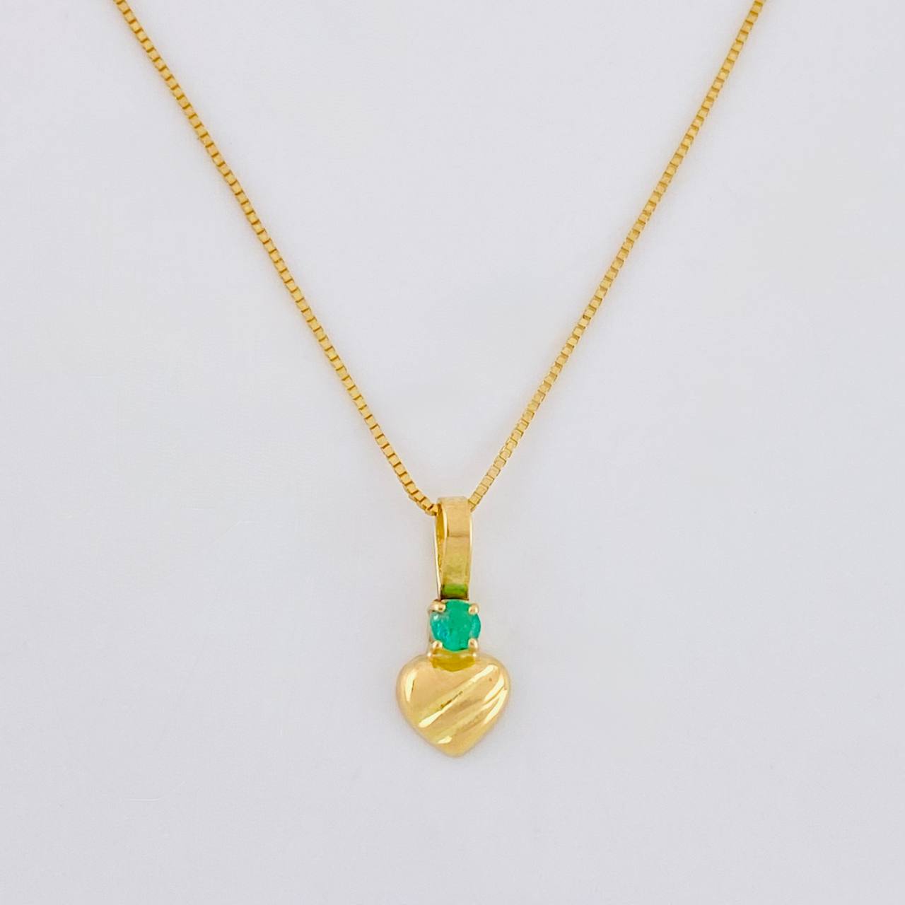 Venetian Chain + Striped Heart Pendant Emerald 3 Pts / 1 g / 17 3/4 in Yellow Gold 18K