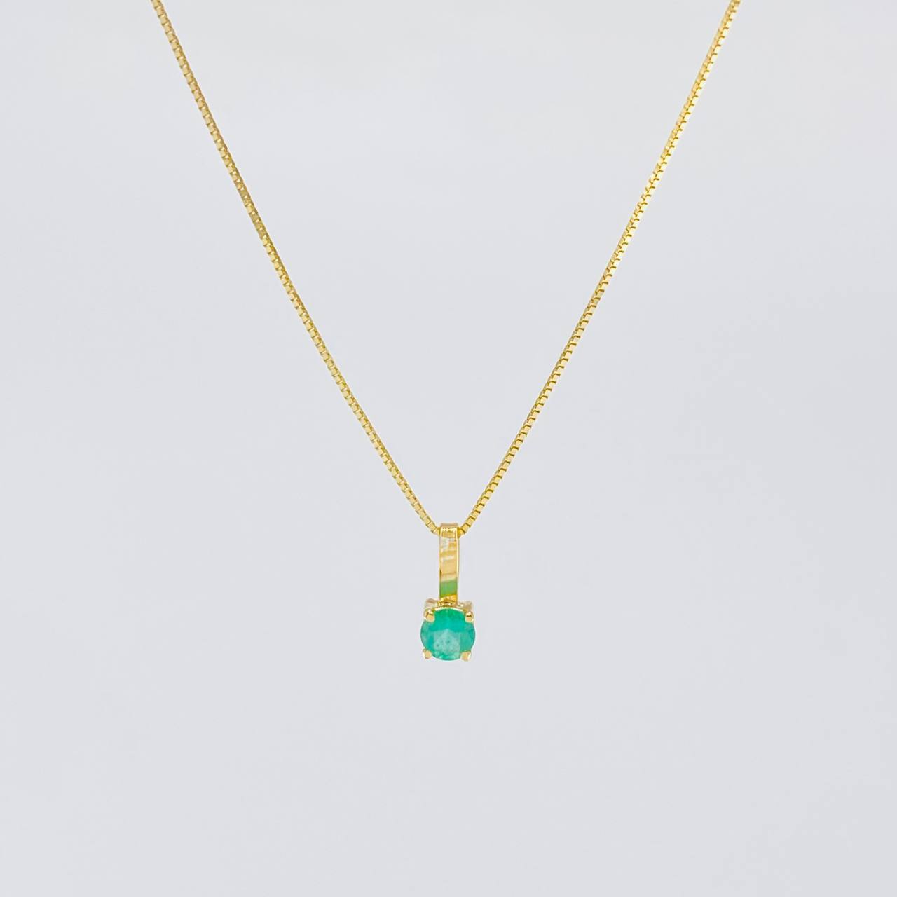Set Cadena Veneciana + Dije Senciillo Redondo Esmeralda 6 Pts / 1 g / 17 3/4 in Oro Amarillo 18K