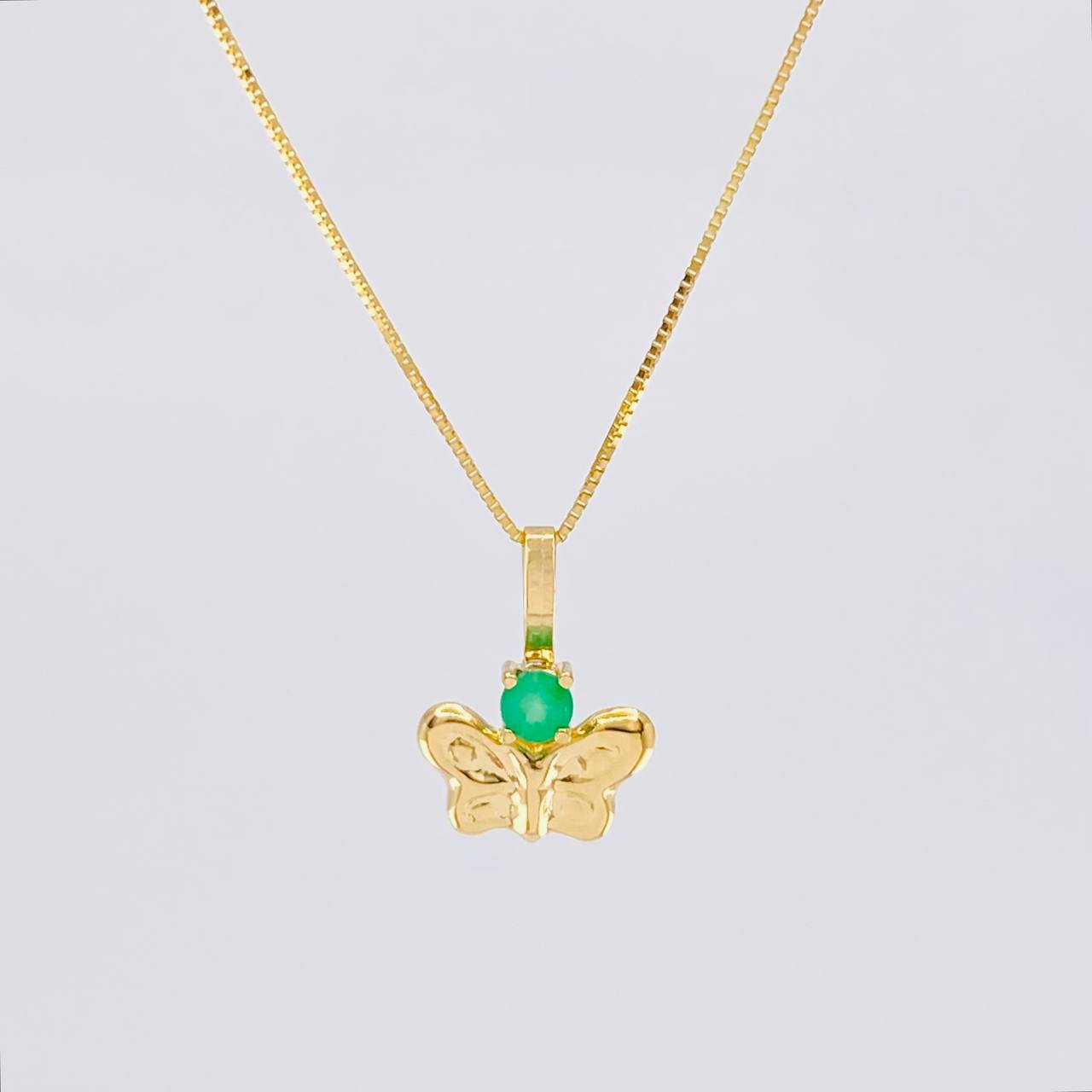 Set Cadena Veneciana + Dije Mariposa Esmeralda 6 Pts / 1.15 g / 17 3/4 in Oro Amarillo 18K