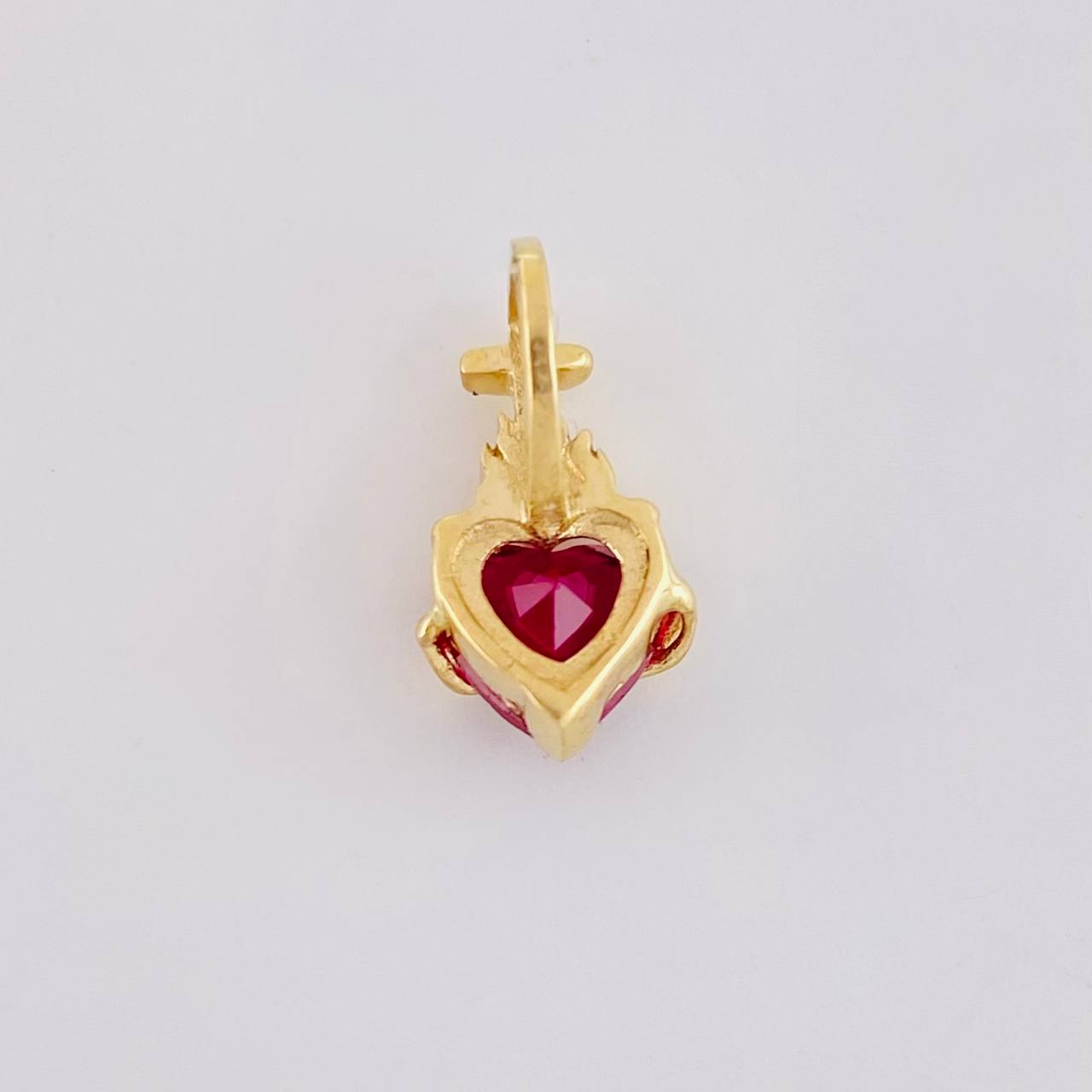 Sacred Heart of Jesus Pendant 1.3g / 1/2 in 18K Yellow Gold